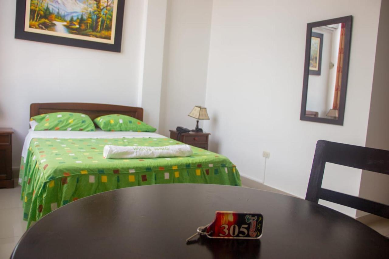 Hospedaje Renzo Tarapoto Luaran gambar