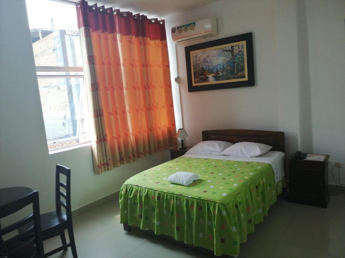 Hospedaje Renzo Tarapoto Luaran gambar