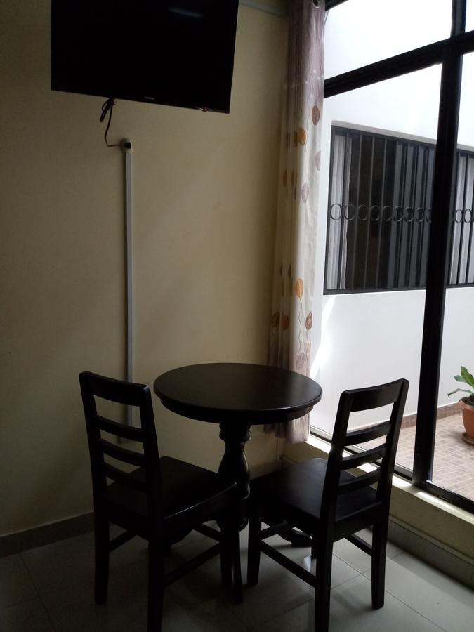 Hospedaje Renzo Tarapoto Luaran gambar