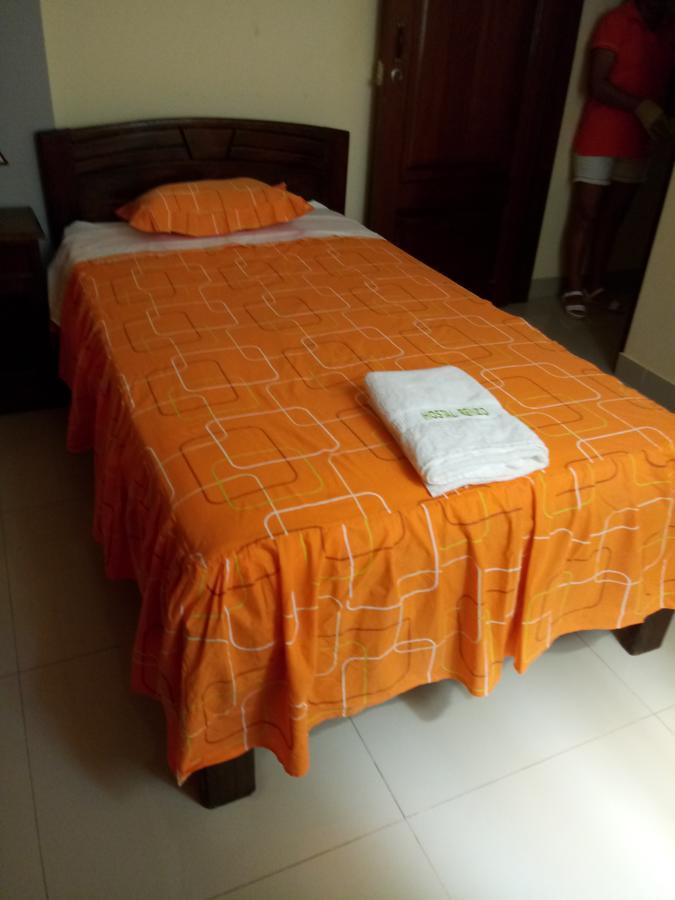 Hospedaje Renzo Tarapoto Luaran gambar
